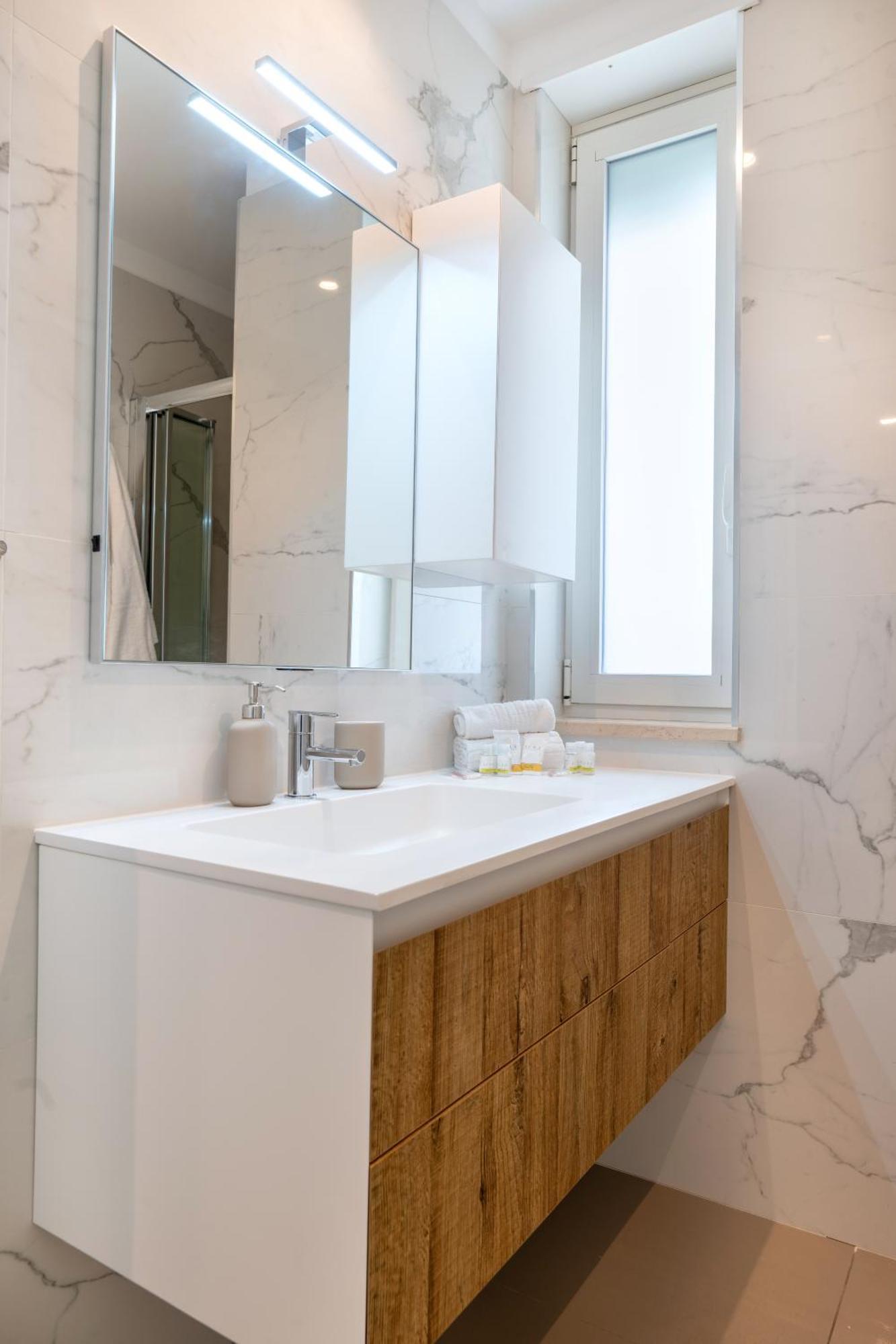 פולינאנו א מארה Exclusive Deluxe Apt Up To 6 People & Heated Tub מראה חיצוני תמונה