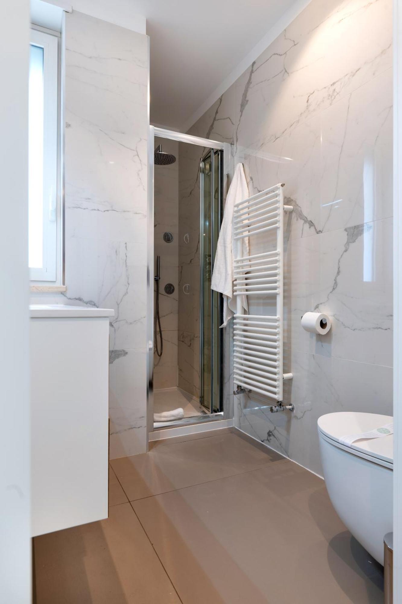 פולינאנו א מארה Exclusive Deluxe Apt Up To 6 People & Heated Tub מראה חיצוני תמונה