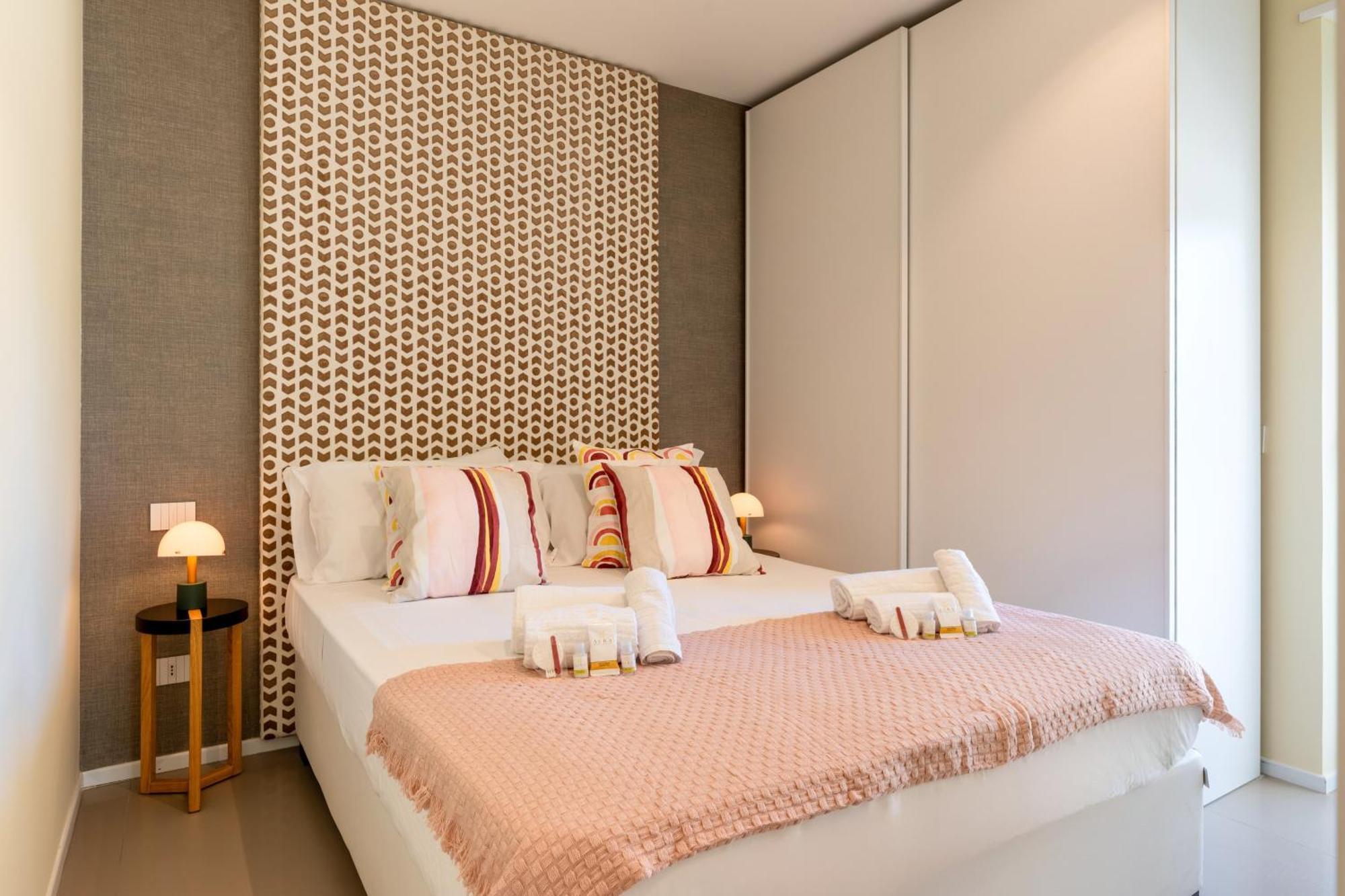 פולינאנו א מארה Exclusive Deluxe Apt Up To 6 People & Heated Tub מראה חיצוני תמונה